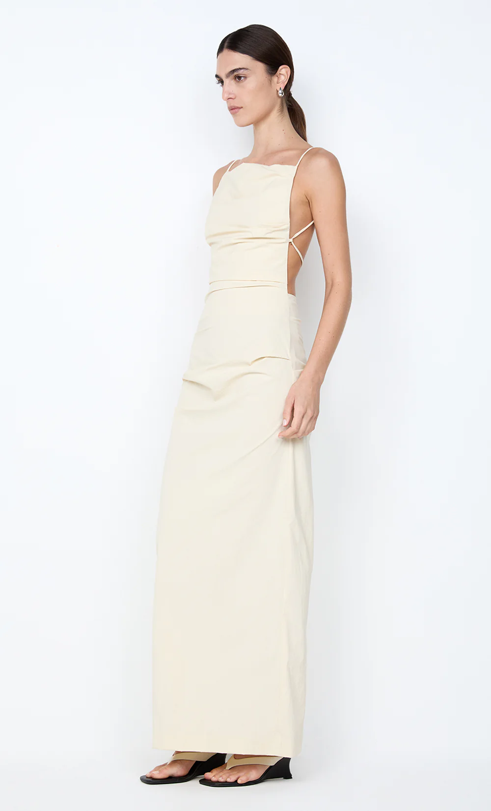 ALLIRA TUCK MAXI  DRESS - VANILLA - Image 4