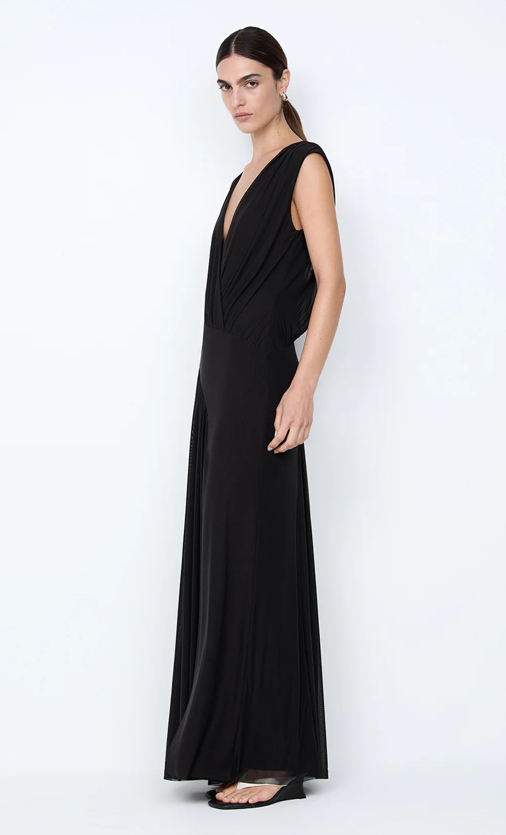 ASHLAN V NECK MAXI DRESS - BLACK - Image 5