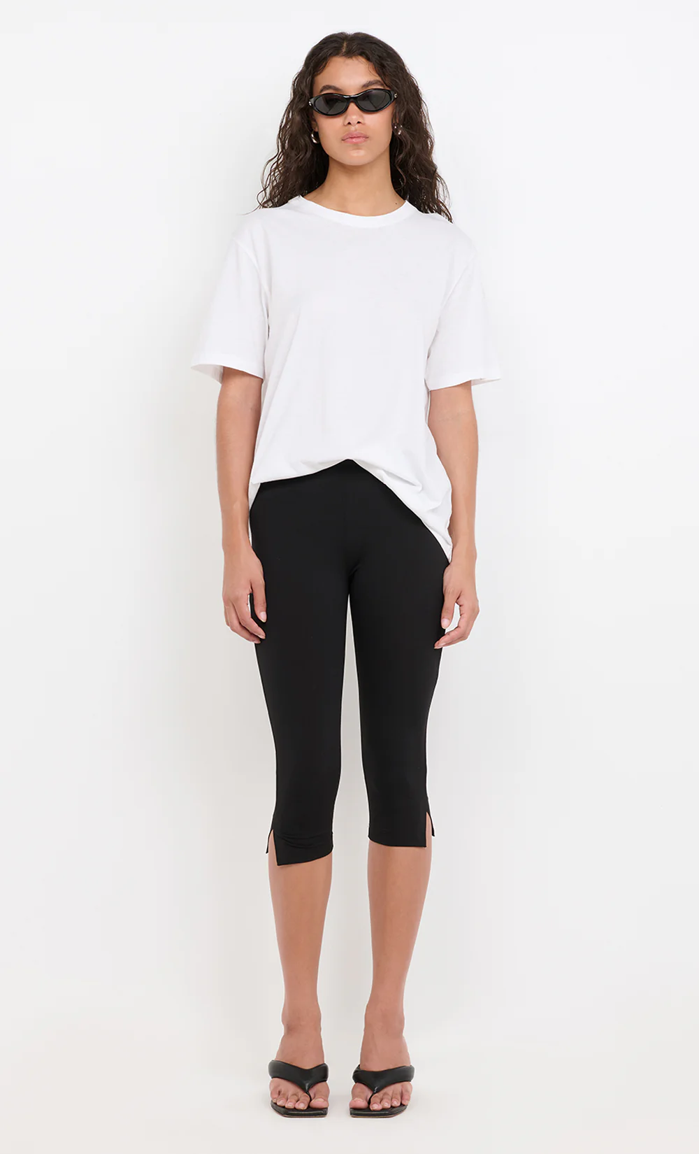 AUDREY CAPRI PANT - BLACK