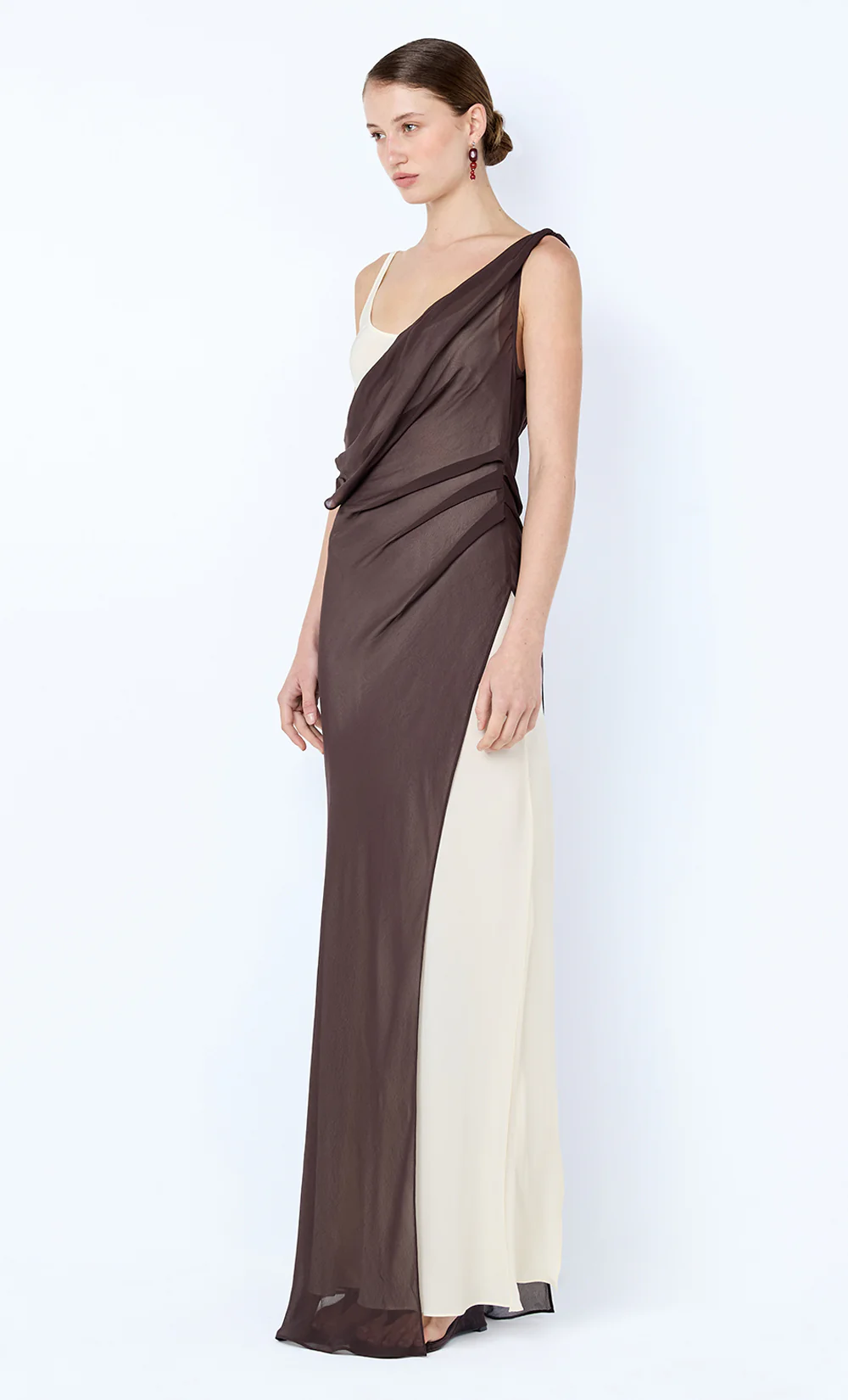 AUGUSTIN ASYM MAXI DRESS - DARK CHOCOLATE/SNOW - Image 3