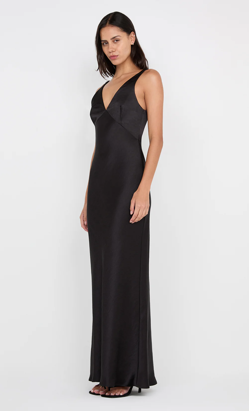 AUSTEN V NECK MAXI DRESS - BLACK - Image 4