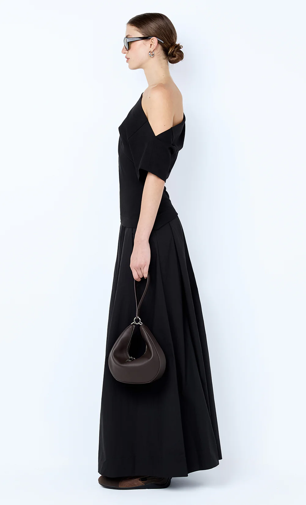 CHANTAL OFFSHOULDER MAXI DRESS - BLACK - Image 4