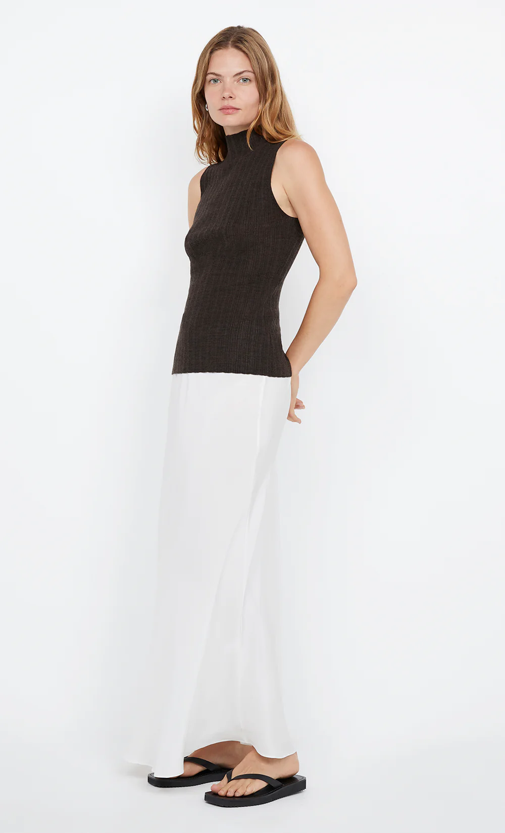 JONI SLEEVELESS TOP - TWIG - Image 2