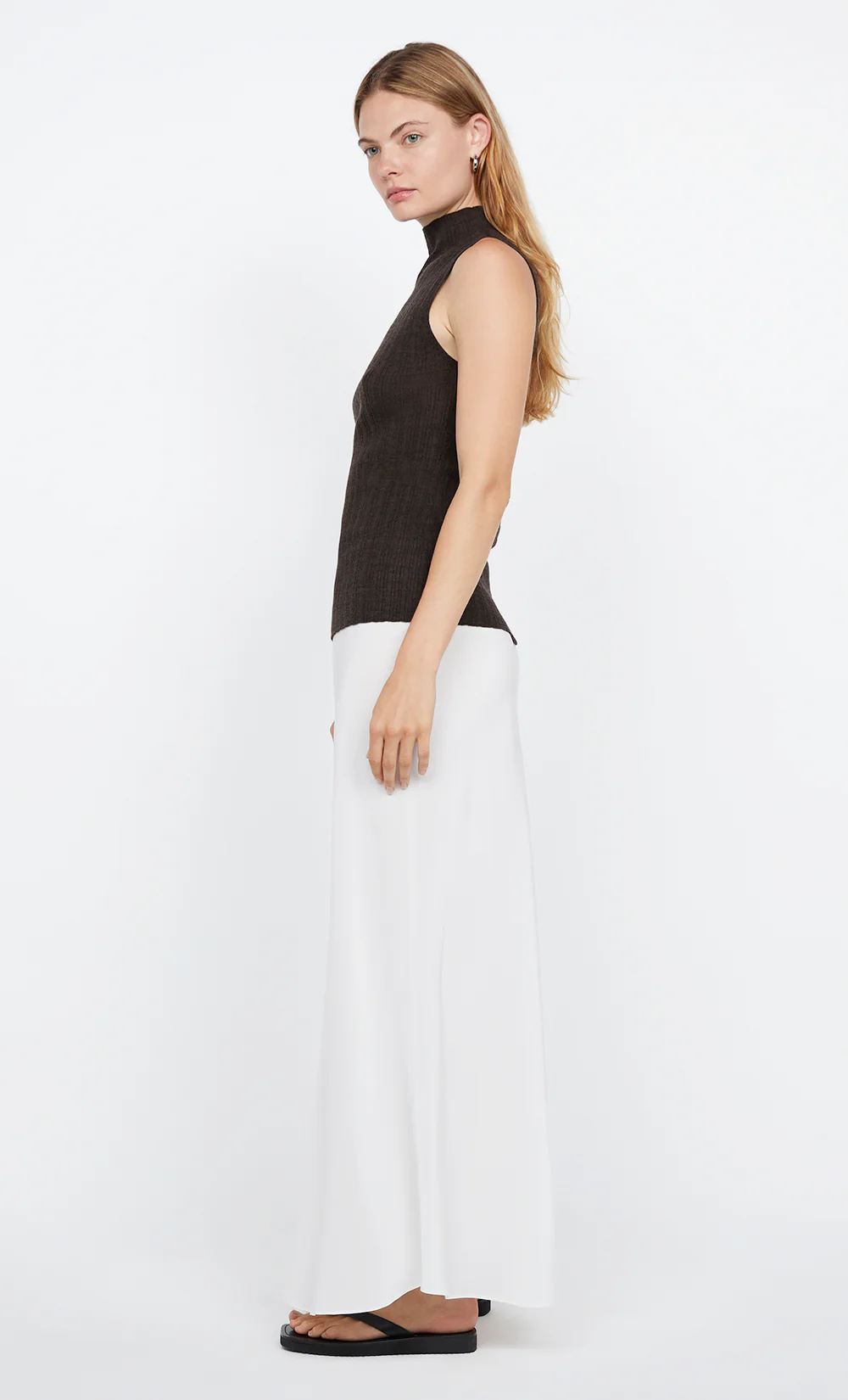 JONI SLEEVELESS TOP - TWIG - Image 3
