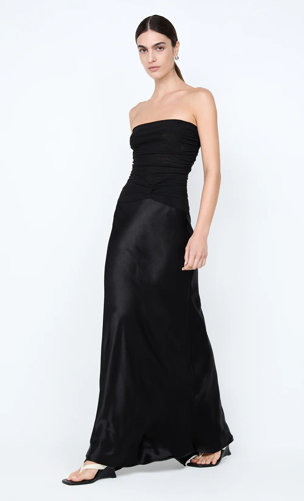 MILLAH STRAPLESS DRESS - BLACK - Image 4