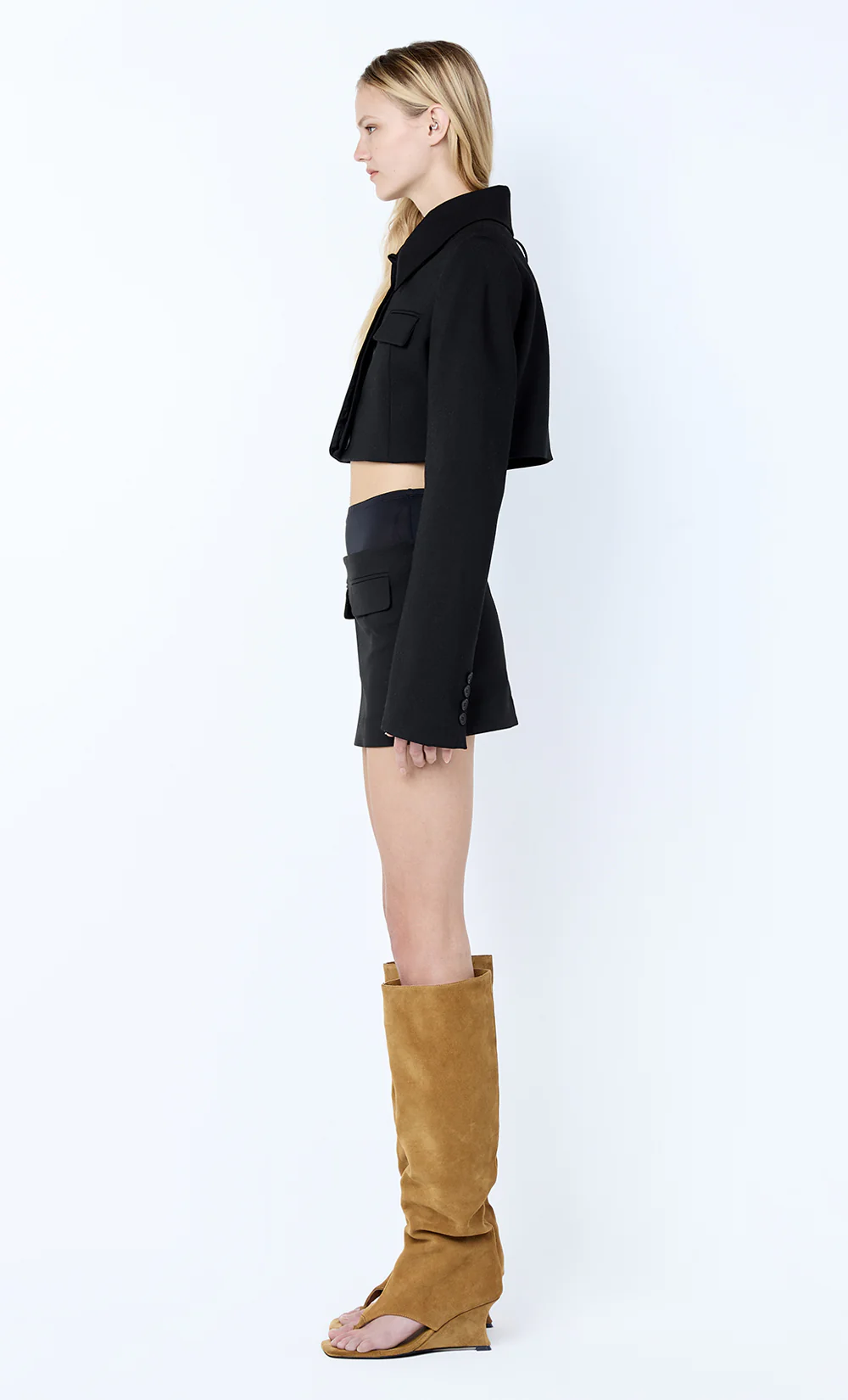 MIRREN CONTRAST MINI SKIRT - BLACK - Image 4