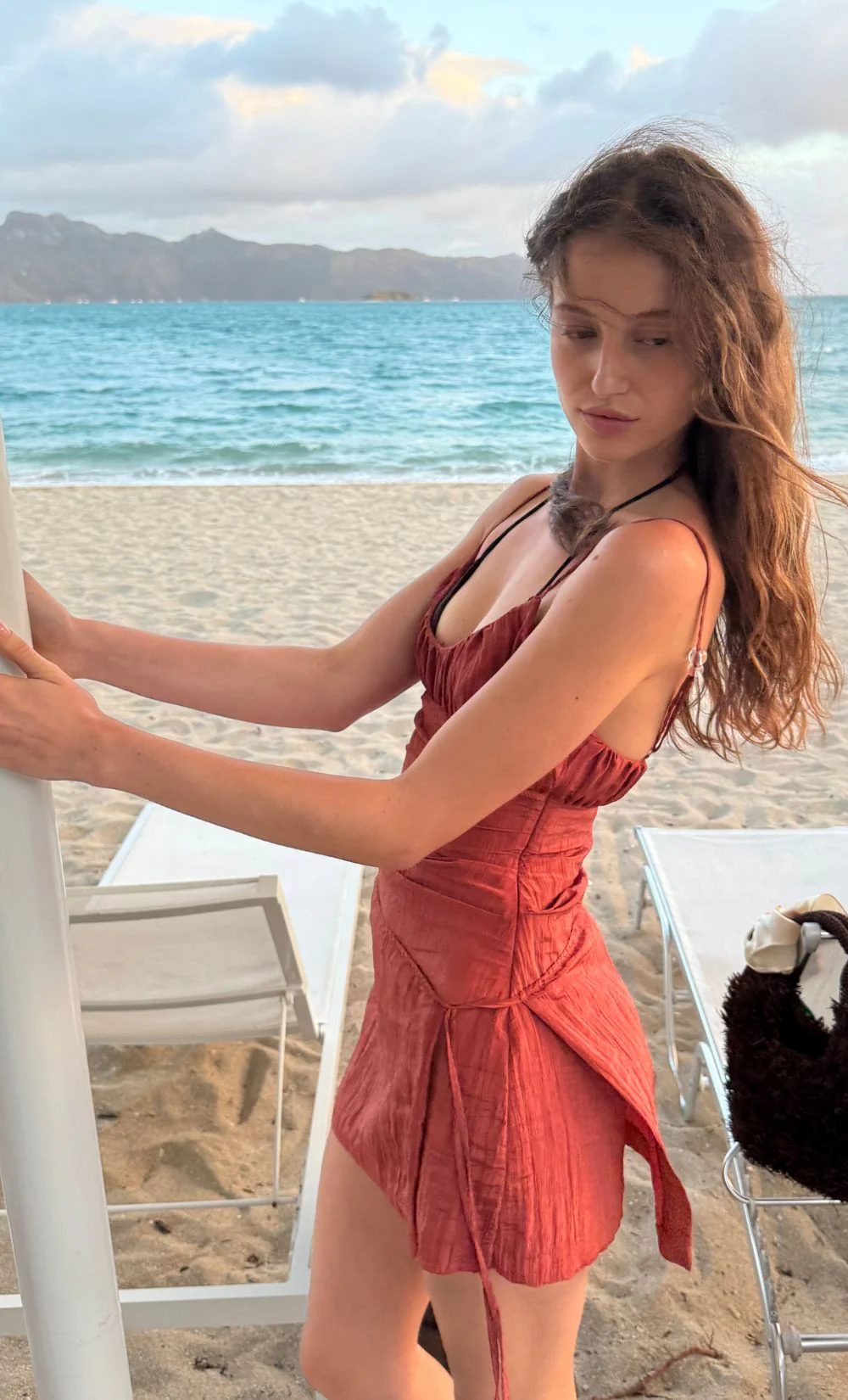 ODESSA SCOOP MINI DRESS - RUST - Image 4